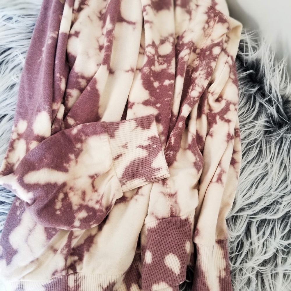 Last1️⃣🆕Parfait Gorgeous Berry Tie Dye Soft Top - Picture 9 of 12